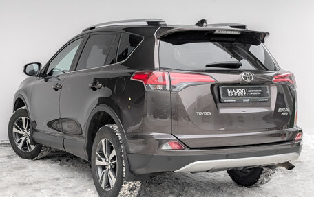 Toyota RAV4, 2018 год, 2 650 000 рублей, 7 фотография