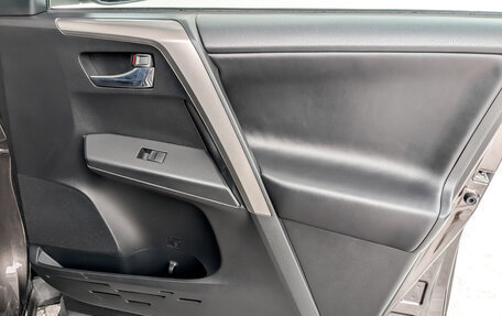 Toyota RAV4, 2018 год, 2 650 000 рублей, 23 фотография