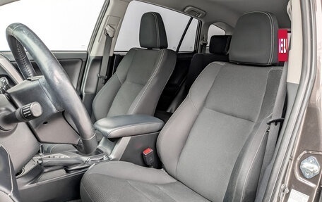 Toyota RAV4, 2018 год, 2 650 000 рублей, 20 фотография