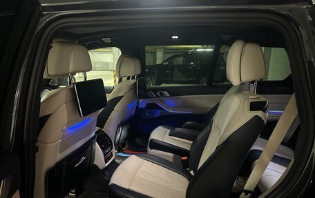 BMW X7, 2021 год, 10 900 000 рублей, 14 фотография