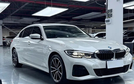 BMW 3 серия, 2022 год, 2 607 000 рублей, 4 фотография