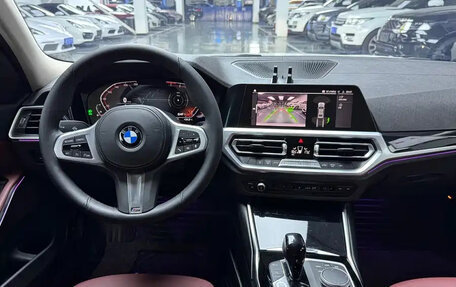 BMW 3 серия, 2022 год, 2 607 000 рублей, 11 фотография