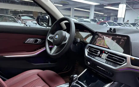 BMW 3 серия, 2022 год, 2 607 000 рублей, 16 фотография