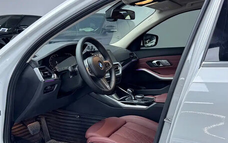 BMW 3 серия, 2022 год, 2 607 000 рублей, 10 фотография