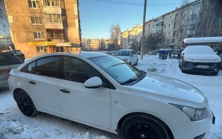 Chevrolet Cruze II, 2012 год, 700 000 рублей, 7 фотография