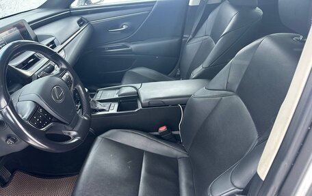 Lexus ES VII, 2019 год, 3 980 000 рублей, 7 фотография