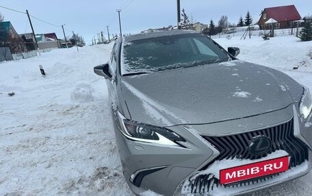 Lexus ES VII, 2019 год, 3 980 000 рублей, 14 фотография