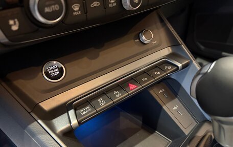 Audi Q3, 2025 год, 5 399 000 рублей, 24 фотография