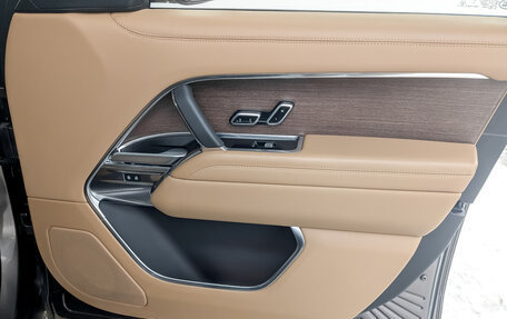 Land Rover Range Rover IV рестайлинг, 2023 год, 19 500 000 рублей, 25 фотография