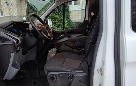 Ford Tourneo Custom I рестайлинг, 2017 год, 2 300 000 рублей, 8 фотография