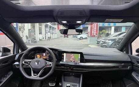 Volkswagen Golf VIII, 2022 год, 1 730 007 рублей, 16 фотография