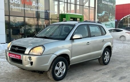 Hyundai Tucson III, 2006 год, 750 000 рублей, 1 фотография