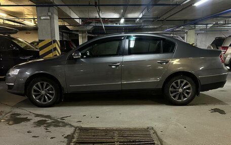 Volkswagen Passat B6, 2006 год, 475 000 рублей, 2 фотография