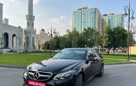 Mercedes-Benz E-Класс, 2014 год, 1 750 000 рублей, 2 фотография