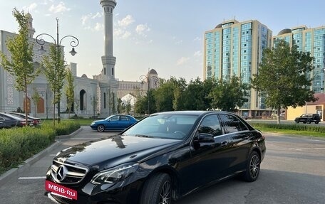 Mercedes-Benz E-Класс, 2014 год, 1 750 000 рублей, 10 фотография
