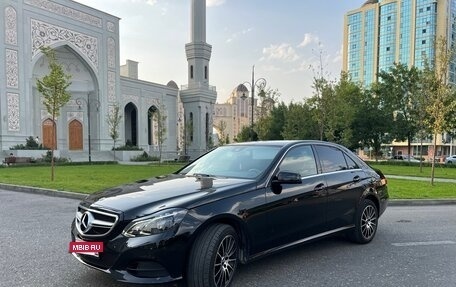Mercedes-Benz E-Класс, 2014 год, 1 750 000 рублей, 3 фотография