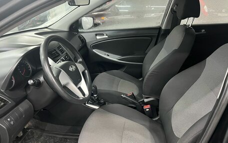 Hyundai Solaris II рестайлинг, 2012 год, 880 000 рублей, 6 фотография