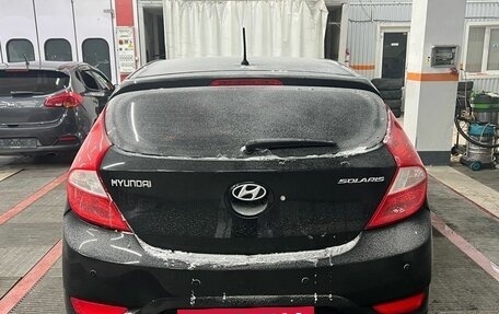 Hyundai Solaris II рестайлинг, 2012 год, 880 000 рублей, 4 фотография