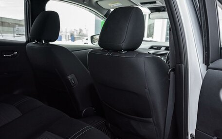 Nissan Leaf II, 2018 год, 1 890 000 рублей, 15 фотография