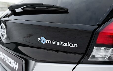 Nissan Leaf II, 2018 год, 1 890 000 рублей, 9 фотография