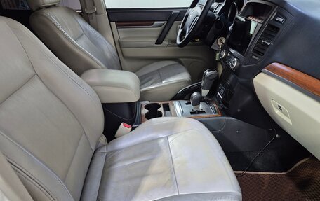 Mitsubishi Pajero IV, 2008 год, 1 457 000 рублей, 13 фотография