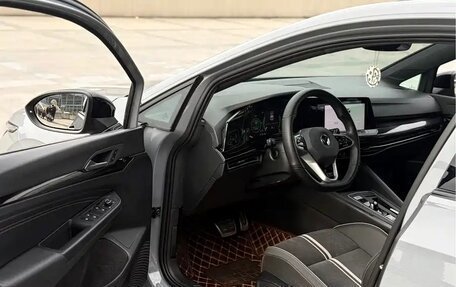 Volkswagen Golf VIII, 2022 год, 2 191 000 рублей, 12 фотография