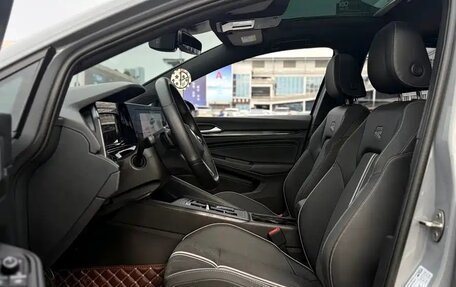 Volkswagen Golf VIII, 2022 год, 2 191 000 рублей, 13 фотография