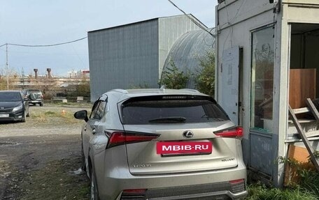 Lexus NX I, 2019 год, 1 500 000 рублей, 11 фотография