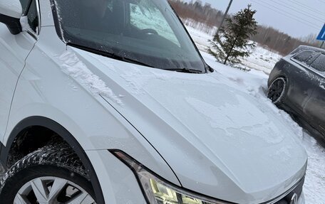 Volkswagen Tiguan II, 2021 год, 3 700 000 рублей, 8 фотография