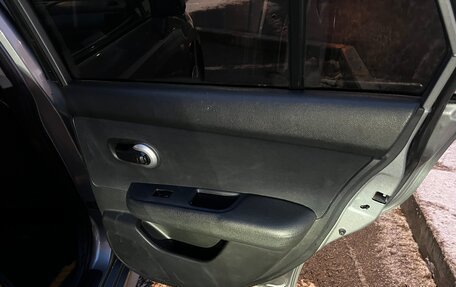 Nissan Tiida, 2013 год, 650 000 рублей, 20 фотография