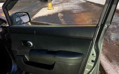 Nissan Tiida, 2013 год, 650 000 рублей, 21 фотография