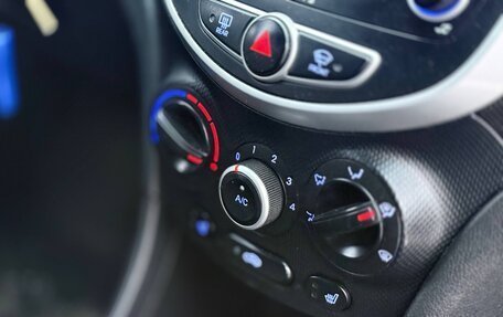 Hyundai Solaris II рестайлинг, 2011 год, 523 000 рублей, 13 фотография