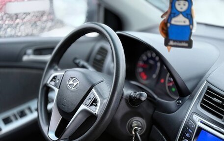 Hyundai Solaris II рестайлинг, 2011 год, 523 000 рублей, 15 фотография