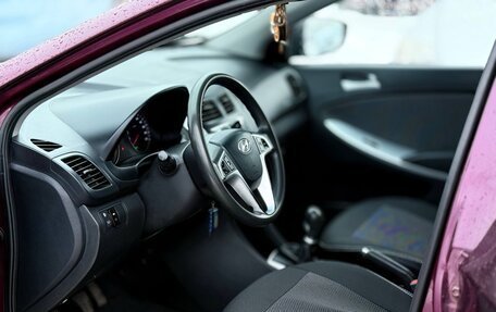 Hyundai Solaris II рестайлинг, 2011 год, 523 000 рублей, 17 фотография