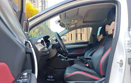 Geely Coolray I, 2022 год, 1 105 000 рублей, 9 фотография