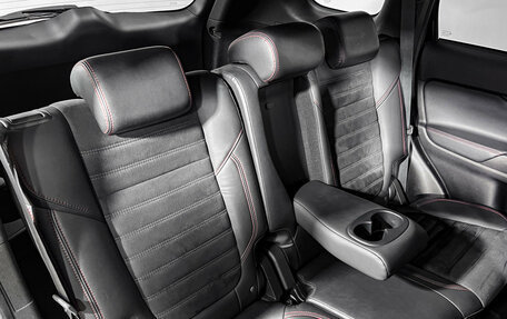 Mitsubishi Outlander III рестайлинг 3, 2021 год, 2 699 000 рублей, 12 фотография