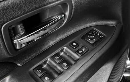 Mitsubishi Outlander III рестайлинг 3, 2021 год, 2 699 000 рублей, 25 фотография