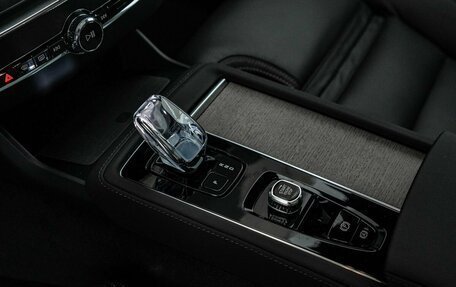 Volvo XC90 II рестайлинг, 2025 год, 14 000 000 рублей, 15 фотография