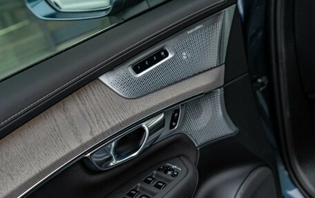 Volvo XC90 II рестайлинг, 2025 год, 14 000 000 рублей, 13 фотография