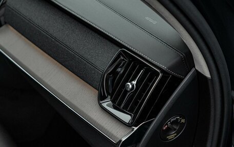 Volvo XC90 II рестайлинг, 2025 год, 14 000 000 рублей, 28 фотография