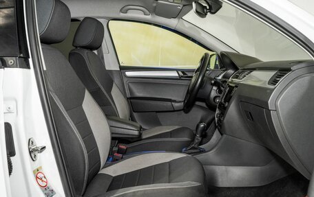 Skoda Rapid I, 2017 год, 1 250 000 рублей, 5 фотография