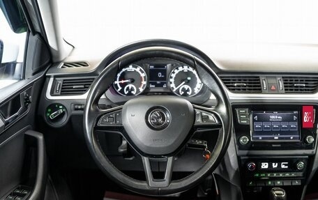 Skoda Rapid I, 2017 год, 1 250 000 рублей, 9 фотография