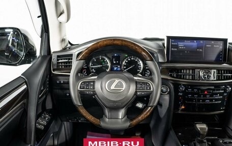 Lexus LX III, 2016 год, 6 950 000 рублей, 9 фотография