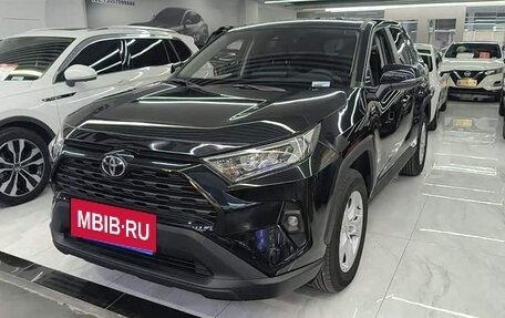 Toyota RAV4, 2025 год, 3 446 000 рублей, 2 фотография