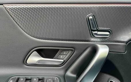 Mercedes-Benz A-Класс, 2022 год, 2 180 000 рублей, 8 фотография