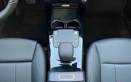 Mercedes-Benz A-Класс, 2022 год, 2 180 000 рублей, 13 фотография