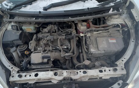 Toyota Aqua I, 2016 год, 900 000 рублей, 7 фотография