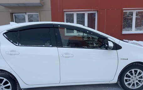 Toyota Aqua I, 2016 год, 900 000 рублей, 6 фотография