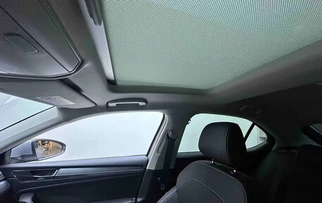 Skoda Superb III рестайлинг, 2022 год, 1 500 000 рублей, 16 фотография