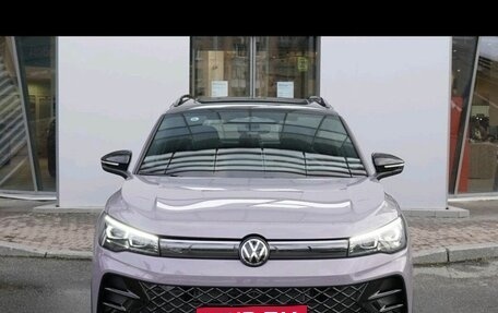 Volkswagen Tiguan, 2025 год, 4 950 000 рублей, 6 фотография